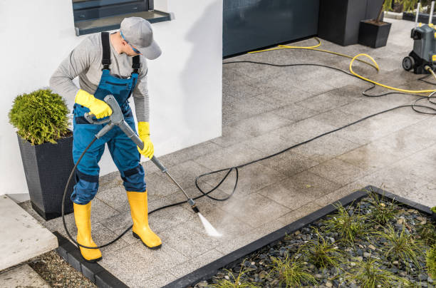 Pressure Washing Estimates in Riverside, CA